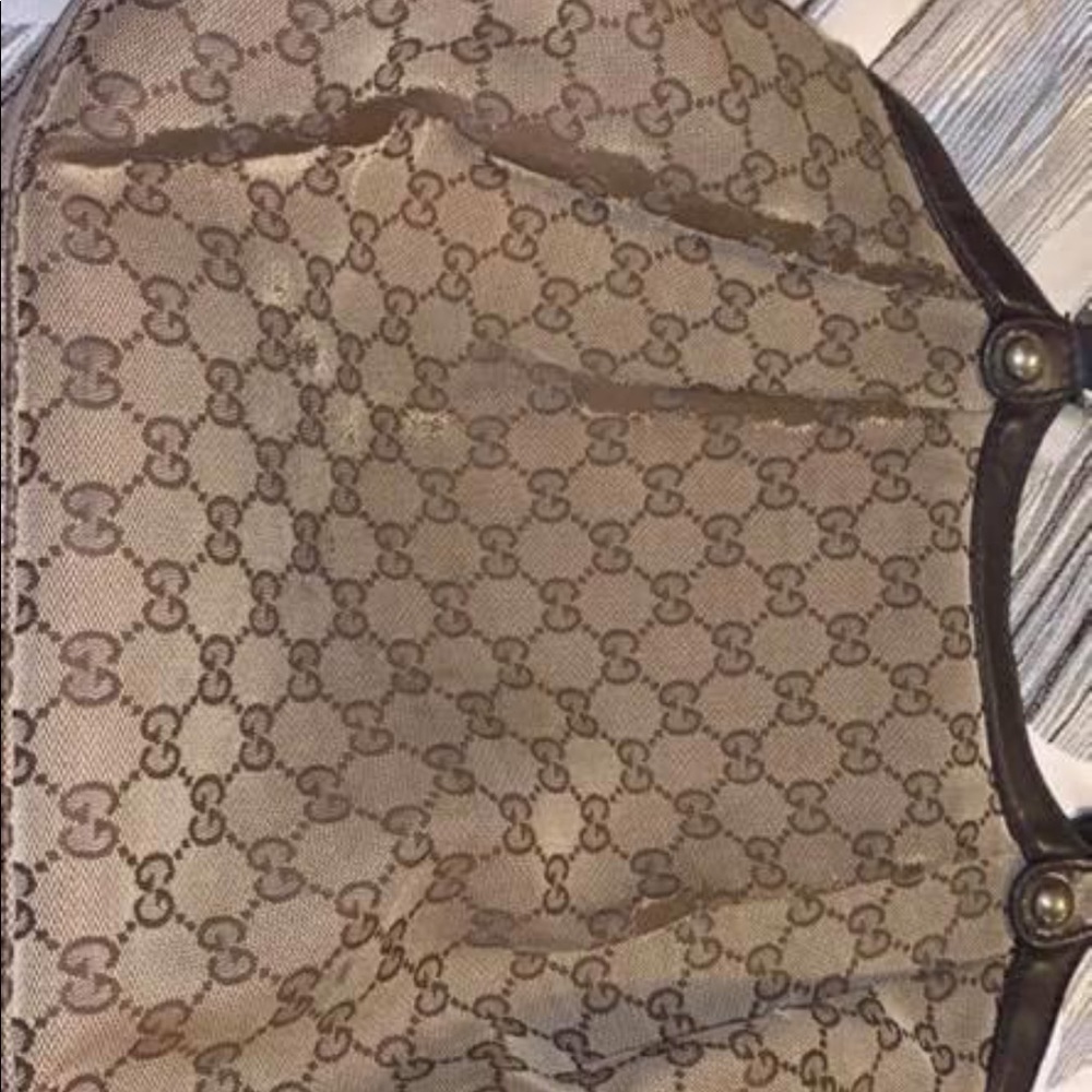 Gucci purse - Picture 3 of 9